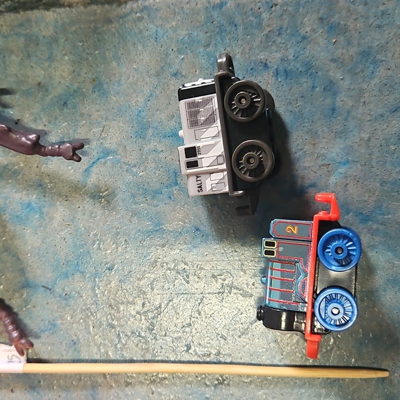 Toy Lot Set W/ Minnie Mouse Pink Toy Van And Thomas Train - Picture 3 of 4